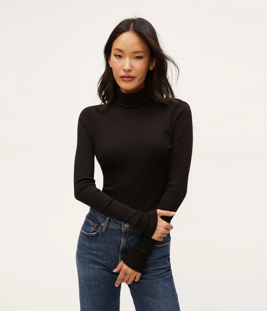 Nessa Shine Turtleneck